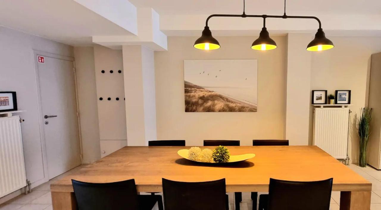 Familie Appartement Hartje Knokke Met Optie Parking Extérieur photo