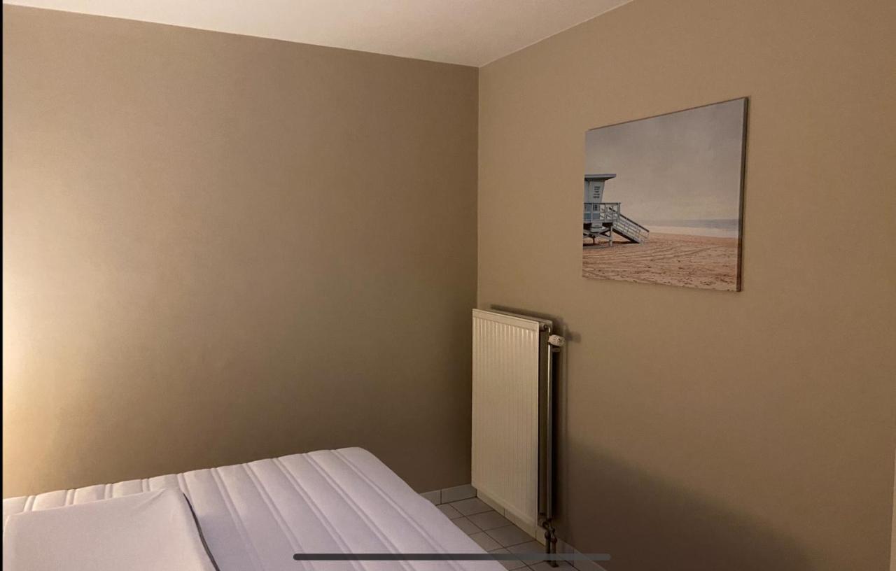 Familie Appartement Hartje Knokke Met Optie Parking Extérieur photo
